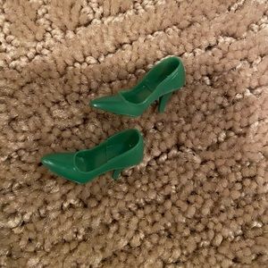 Vintage Barbie Closed Toe High Heels in Green Japan